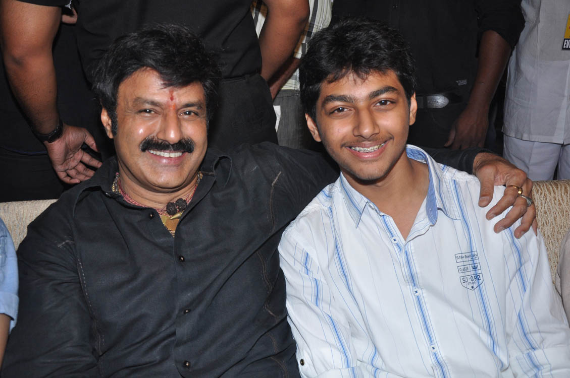 nandamuri mokshagna,balakrishna,lion,film entry  నందమూరి మోక్షాక్ష ఎంట్రీ ఫిక్స్‌ అయ్యింది..!!